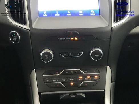 Certified 2019 Ford Edge SEL w/ Equipment Group 201A AWD/4WD image 25