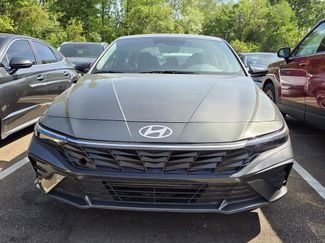 Used 2025 Hyundai Elantra Sport w/ Cargo Package video 2
