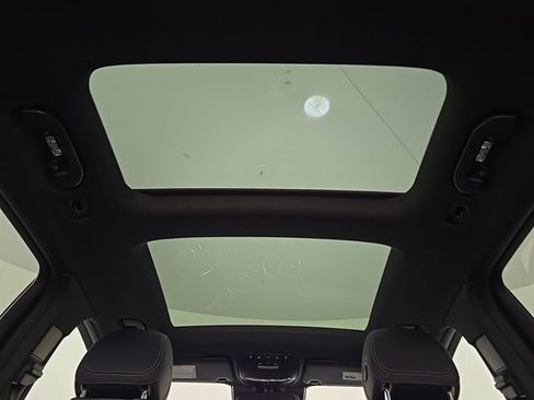 Used 2019 Mercedes-Benz GLC 300 4MATIC image 14