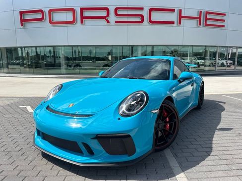 Certified 2018 Porsche 911 GT3 RWD image 1