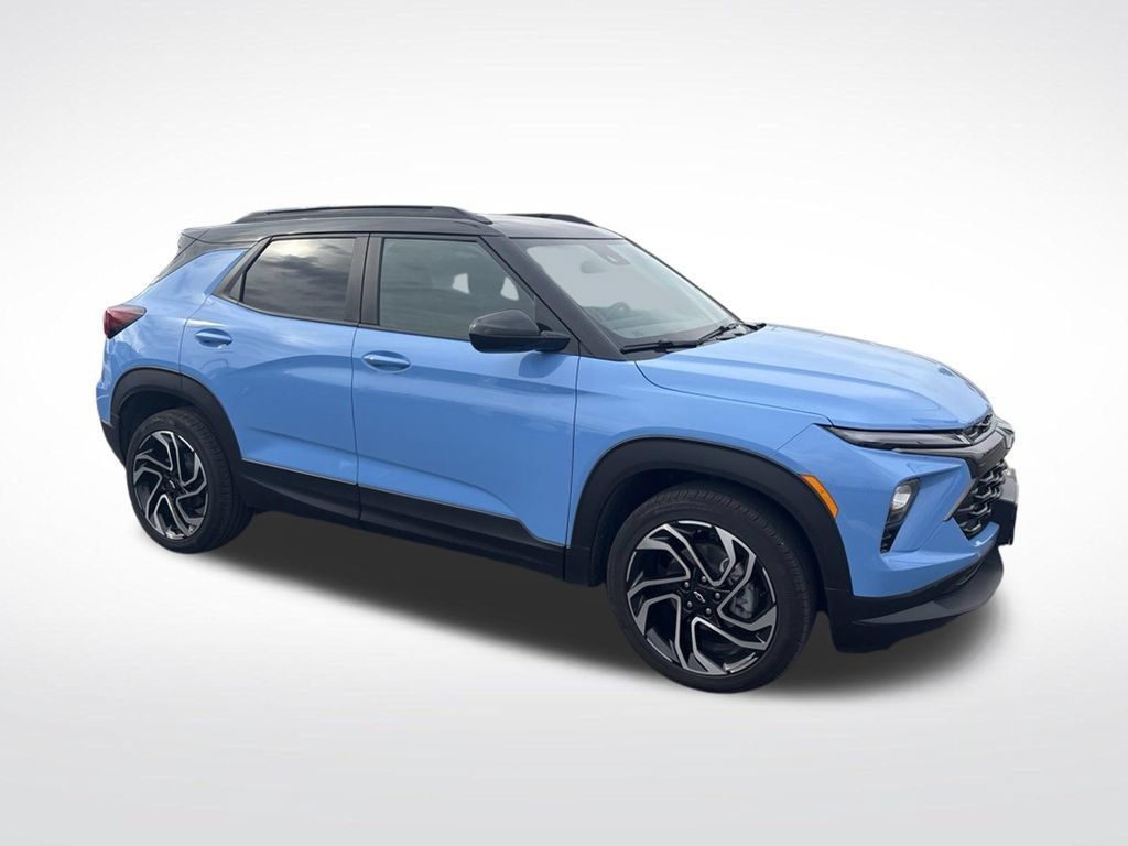 Used 2024 Chevrolet TrailBlazer RS w/ Driver Confidence Package AWD/4WD image 4