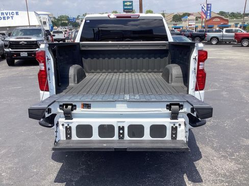 Used 2024 Chevrolet Silverado 1500 Custom RWD image 31