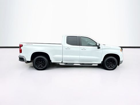 Used 2023 Chevrolet Silverado 1500 LT AWD/4WD image 10
