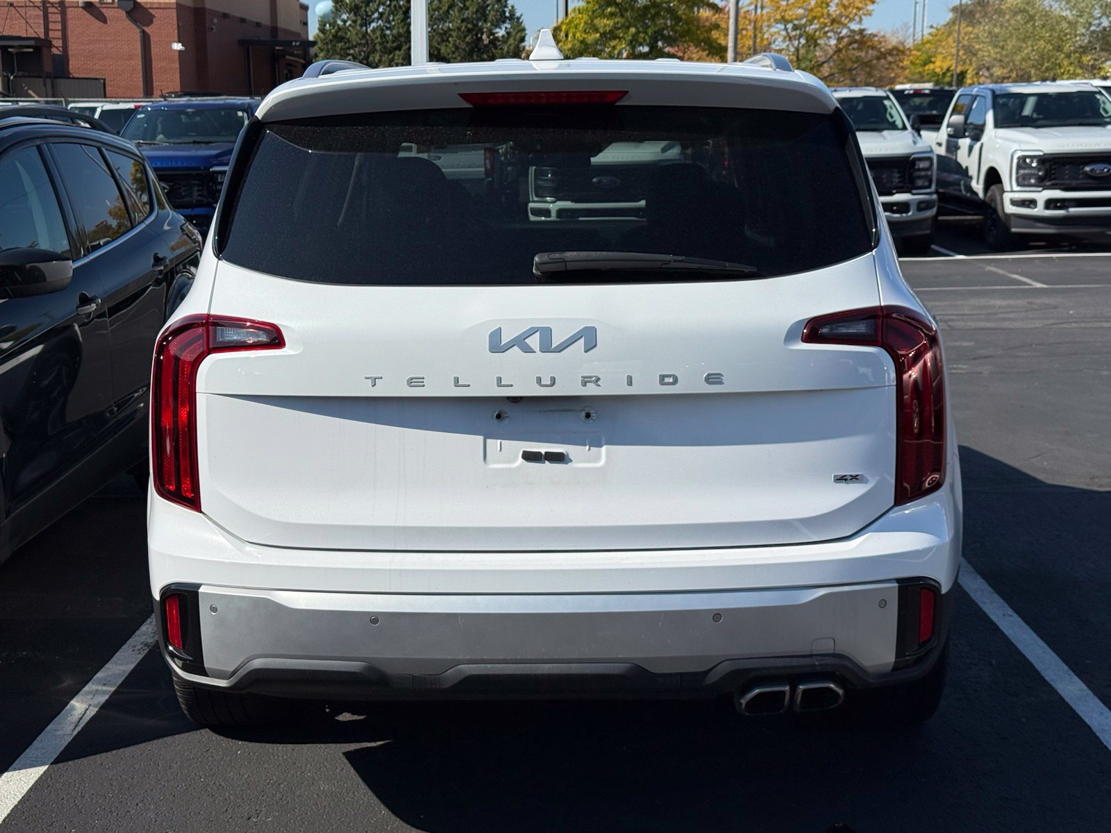 Used 2024 Kia Telluride S w/ S Sunroof Package AWD/4WD image 4