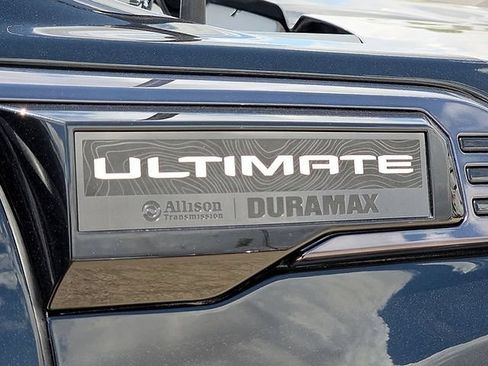 Used 2024 GMC Sierra 2500 Denali Ultimate w/ Max Trailering Package AWD/4WD image 9