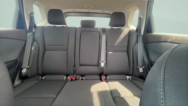 Used 2023 Nissan Rogue S AWD/4WD image 19