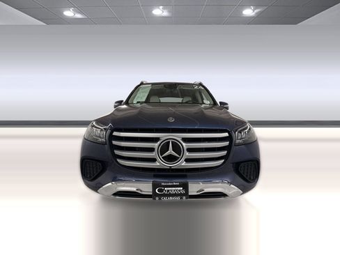 Used 2024 Mercedes-Benz GLS 450 4MATIC image 6