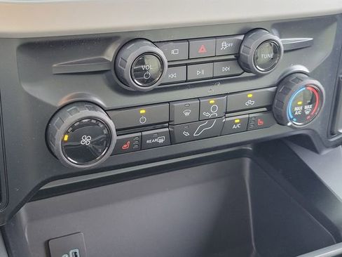 New 2026 Ford F250 XLT w/ XLT Premium Package image 18