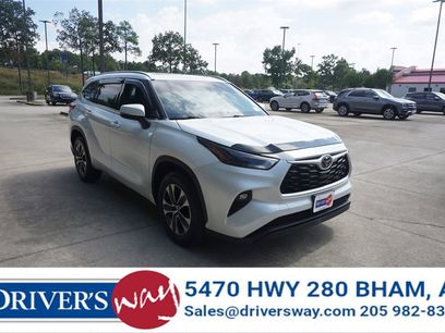 Used 2022 Toyota Highlander XLE