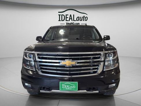 Used 2016 Chevrolet Suburban LT image 12