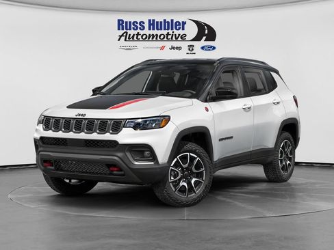 Used 2025 Jeep Compass Trailhawk w/ Trailhawk Elite Group AWD/4WD image 1