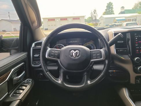Used 2019 RAM 2500 Laramie image 9