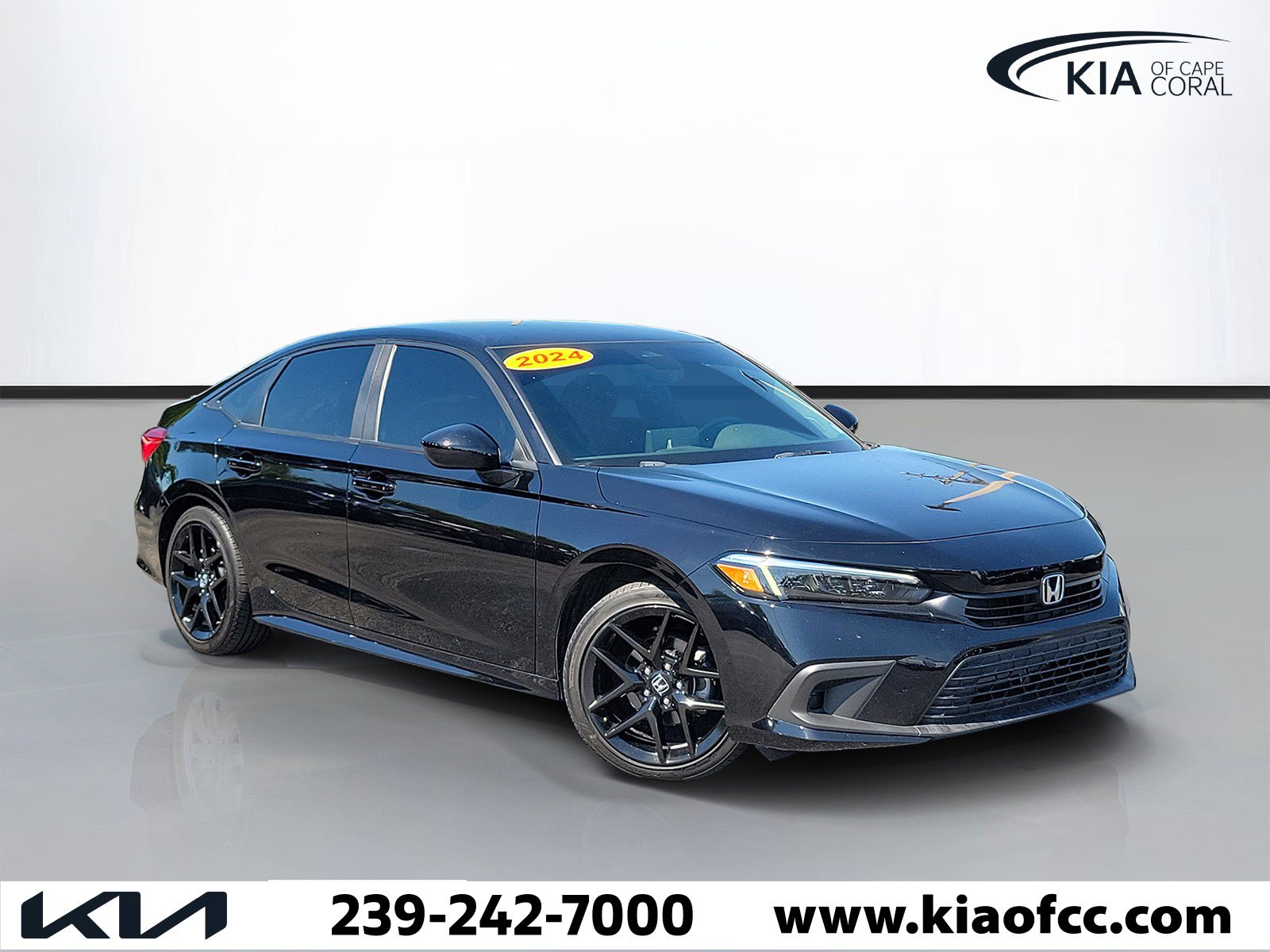 Used 2024 Honda Civic Sport image 1