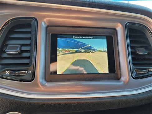 Used 2022 Dodge Challenger R/T image 17