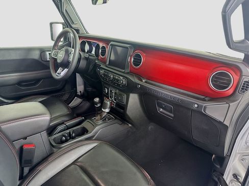 Used 2023 Jeep Wrangler Unlimited Rubicon w/ Cold Weather Group image 27