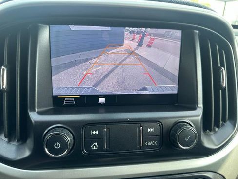Used 2020 Chevrolet Colorado LT AWD/4WD image 32