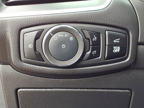 Certified 2024 Ford Edge Titanium AWD/4WD image 18