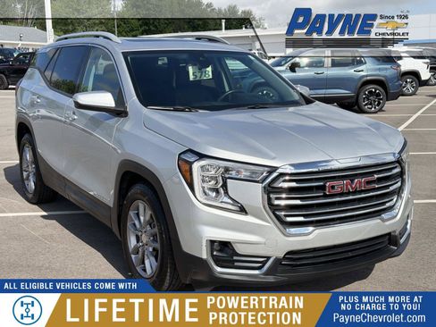 Certified 2022 GMC Terrain SLT w/ Infotainment Package II FWD image 1