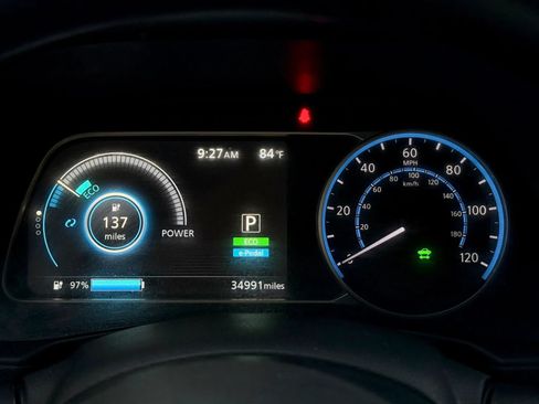 Used 2023 Nissan Leaf S FWD image 15
