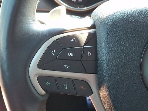 Used 2017 Jeep Grand Cherokee Overland AWD/4WD image 22