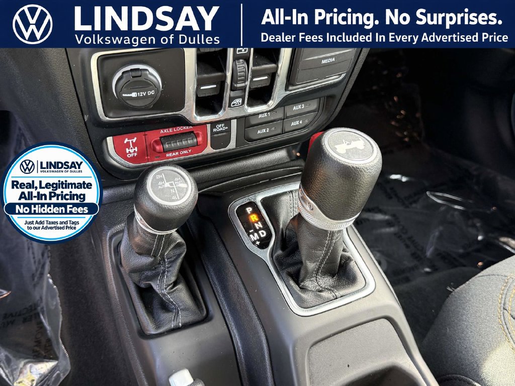 Used 2024 Jeep Wrangler Unlimited AWD/4WD image 17
