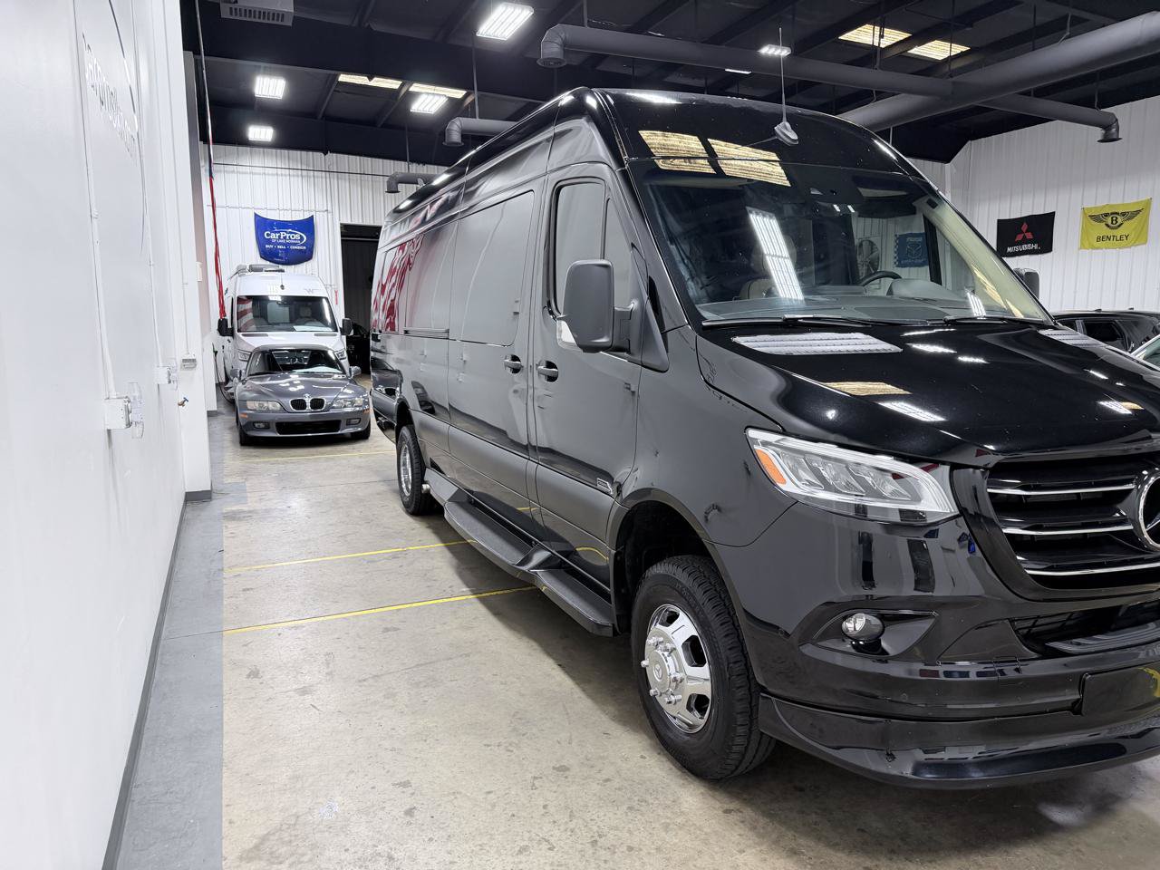 Used 2023 Mercedes-Benz Sprinter 3500 image 13