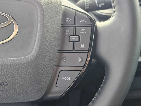 Certified 2026 Toyota Prius XLE FWD image 29