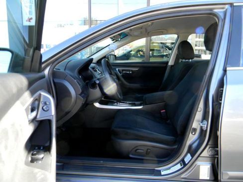 Used 2015 Nissan Altima 2.5 S w/ Power Driver Seat Package image 11