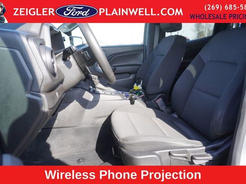 Used 2024 Chevrolet Colorado W/T image 16