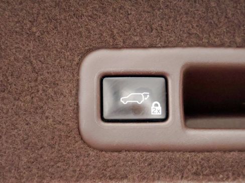 Used 2019 Lexus RX 450h AWD w/ Luxury Package image 16