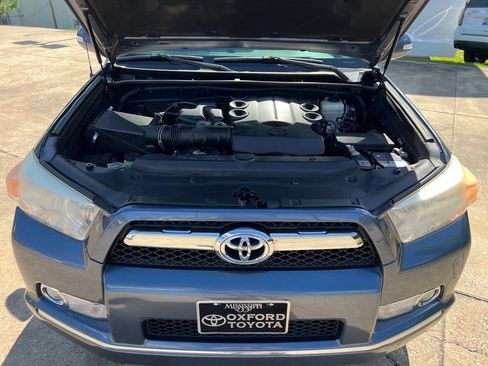 Used 2013 Toyota 4Runner Limited image 18