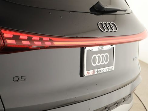 New 2025 Audi Q5 2.0T Premium Plus image 28
