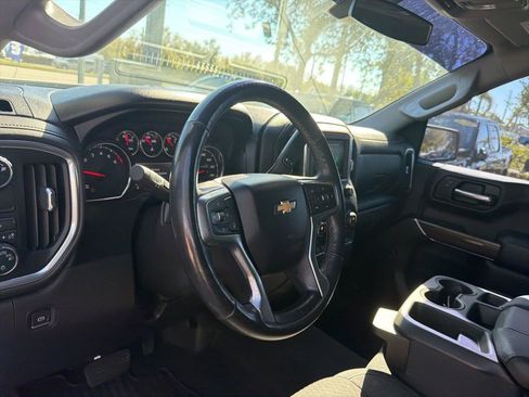 Used 2019 Chevrolet Silverado 1500 LT w/ All-Star Edition image 9