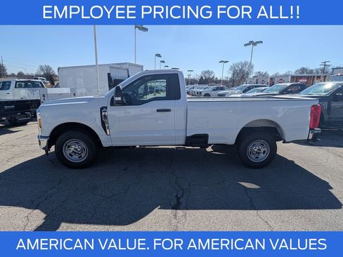 New 2026 Ford F250 XL w/ XL Driver Assist Package RWD image 3