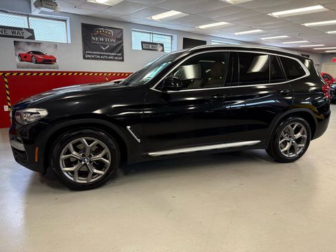 Used 2020 BMW X3 xDrive30i w/ Premium Package AWD/4WD image 3
