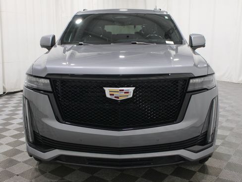 Used 2021 Cadillac Escalade Sport AWD/4WD image 39