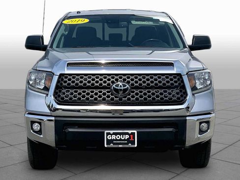 Used 2019 Toyota Tundra SR5 AWD/4WD image 4