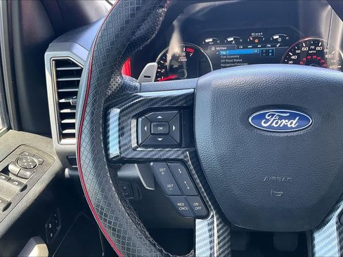 Used 2018 Ford F150 Raptor w/ Equipment Group 802A Luxury AWD/4WD image 24