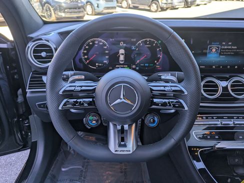 Used 2023 Mercedes-Benz E 53 AMG 4MATIC Sedan image 17