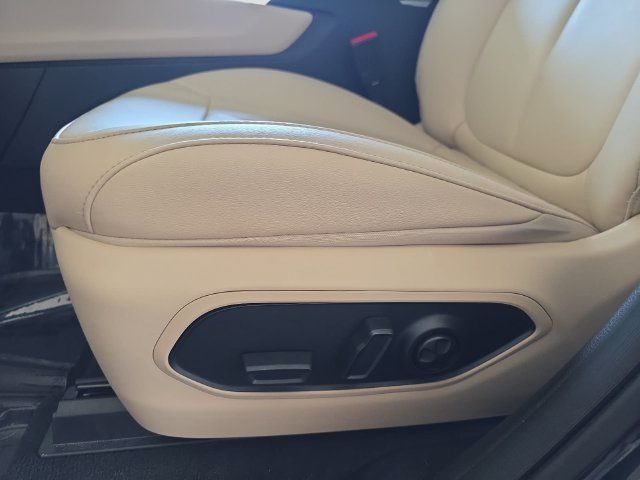 Used 2023 Jeep Grand Cherokee 4WD 4xe image 26
