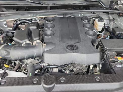 Certified 2020 Toyota 4Runner SR5 RWD image 36