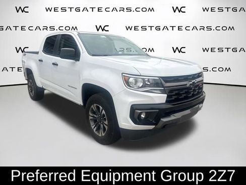 Used 2022 Chevrolet Colorado Z71 image 2