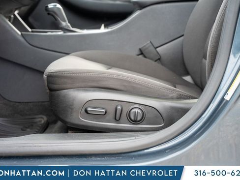 Used 2020 Chevrolet Malibu LT image 20