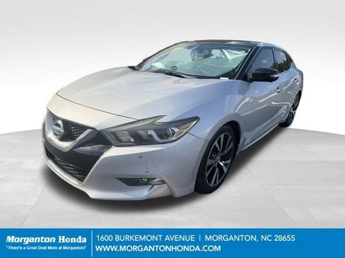Used 2017 Nissan Maxima Platinum FWD image 3