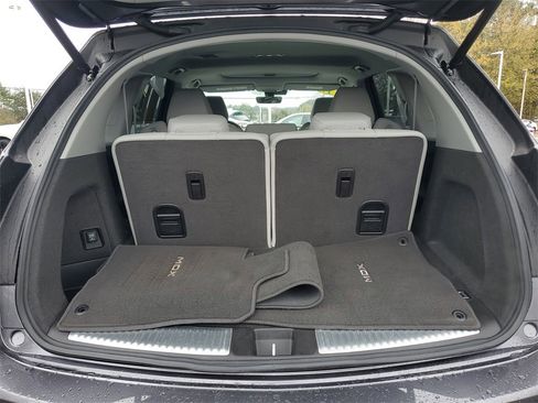Certified 2017 Acura MDX SH-AWD image 10