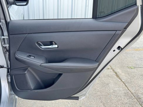 Used 2022 Nissan Sentra S image 35