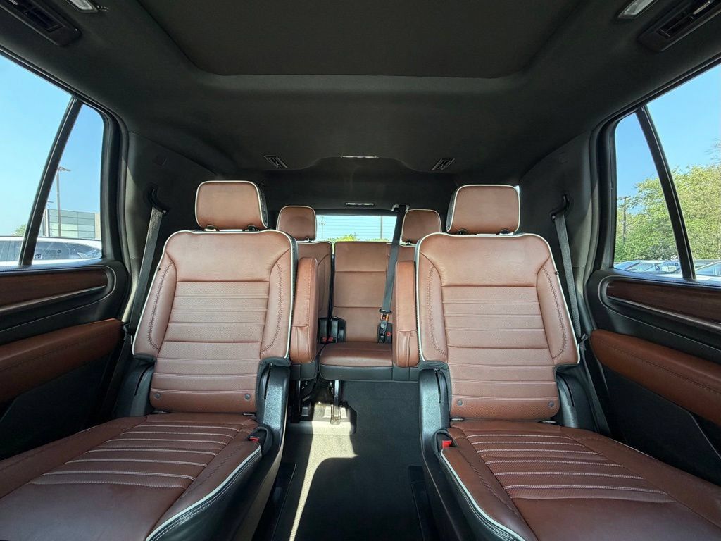 Used 2023 GMC Yukon Denali Ultimate AWD/4WD image 25