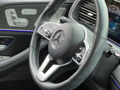 Used 2022 Mercedes-Benz GLE 350 4MATIC w/ Premium Package image 35