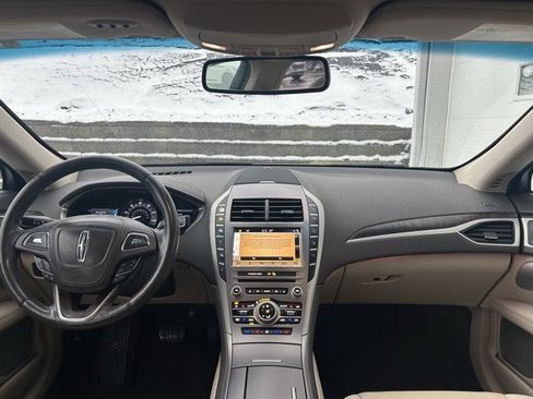Used 2019 Lincoln MKZ Reserve w/ Luxury Package image 10