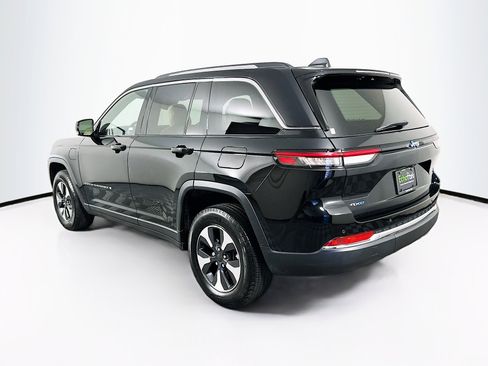 Used 2023 Jeep Grand Cherokee 4WD 4xe image 5